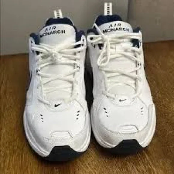 Nike Air Monarch IV White and Navy Sneakers Men’s size 11.5 good condition. - Picture 3 of 6
